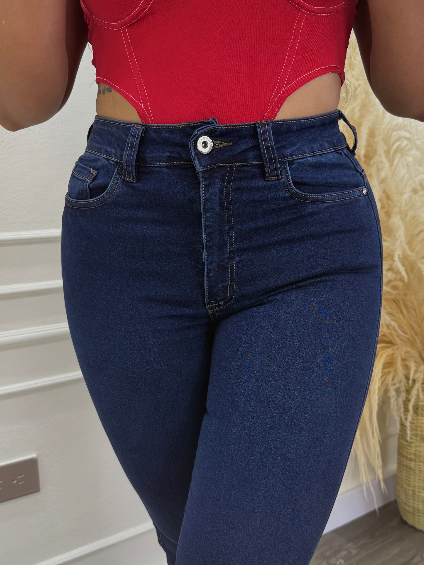 SKINNY BASICO